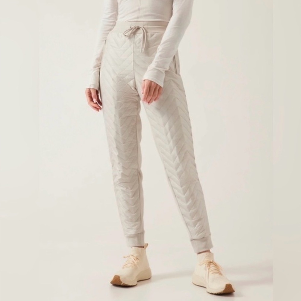 Athleta Solstice joggers women’s 8 eight in Abalone Grey